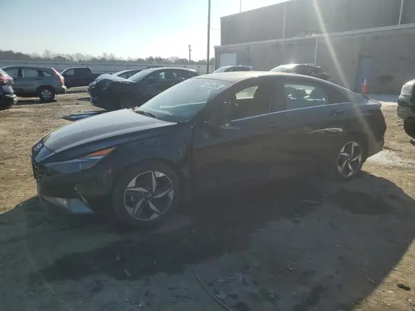 KMHLP4AG2PU564369 2023 HYUNDAI ELANTRA - Image 1