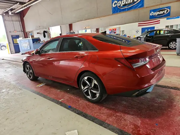 KMHLP4AG3MU101684 2021 HYUNDAI ELANTRA - Image 2