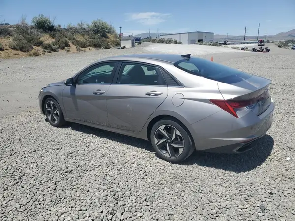 KMHLP4AG3MU154028 2021 HYUNDAI ELANTRA - Image 2