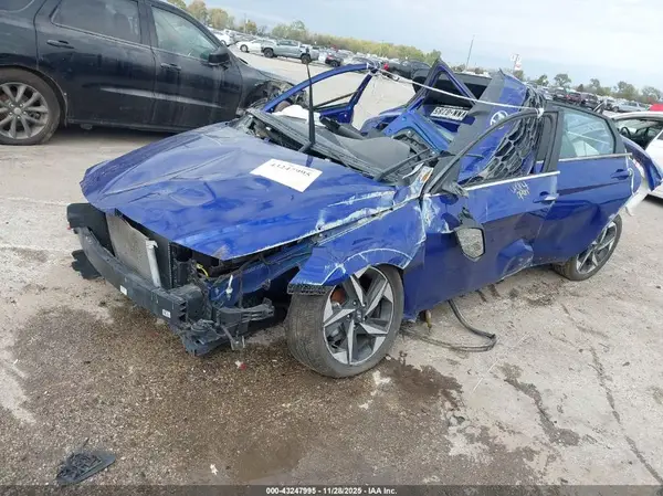 KMHLP4AG3MU162694 2021 HYUNDAI ELANTRA - Image 2