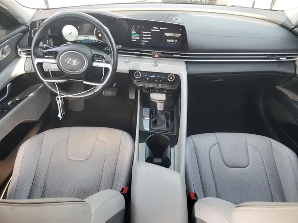 KMHLP4AG3NU349225 2022 HYUNDAI ELANTRA - Image 8