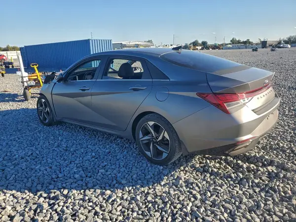 KMHLP4AG3NU353548 2022 HYUNDAI ELANTRA - Image 2