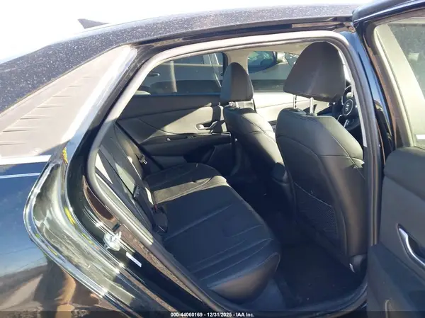 KMHLP4AG3PU377397 2023 HYUNDAI ELANTRA - Image 8