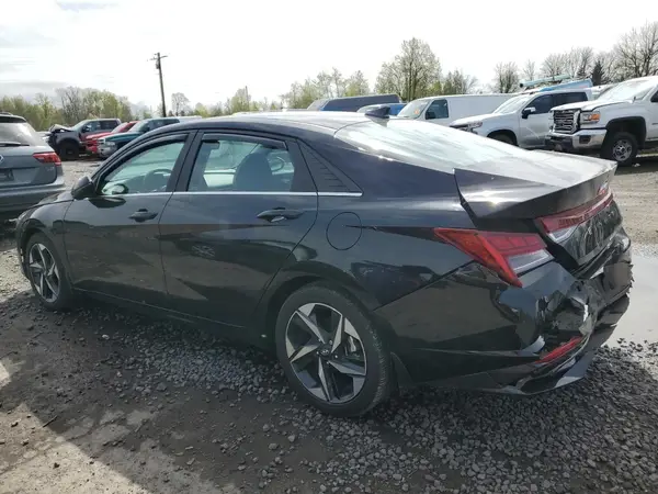 KMHLP4AG3PU394426 2023 HYUNDAI ELANTRA - Image 2
