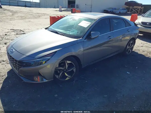 KMHLP4AG3PU403948 2023 HYUNDAI ELANTRA - Image 2