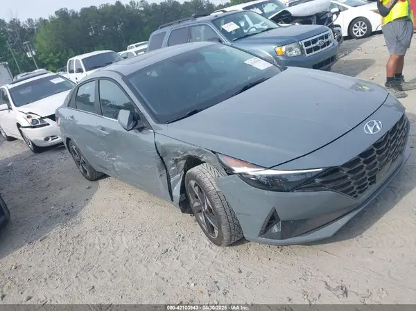 KMHLP4AG3PU404565 2023 HYUNDAI ELANTRA - Image 1