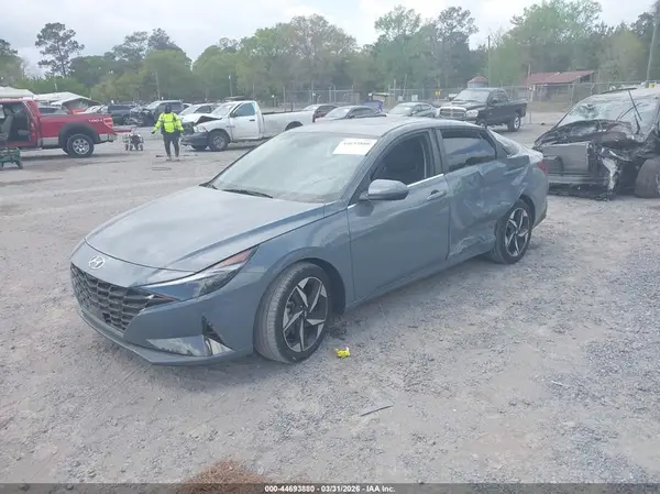 KMHLP4AG3PU406137 2023 HYUNDAI ELANTRA - Image 2