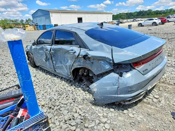 KMHLP4AG3PU406624 2023 HYUNDAI ELANTRA - Image 2