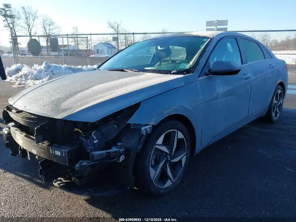 KMHLP4AG3PU430485 2023 HYUNDAI ELANTRA - Image 2