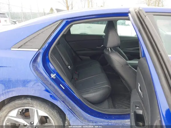 KMHLP4AG3PU495465 2023 HYUNDAI ELANTRA - Image 8