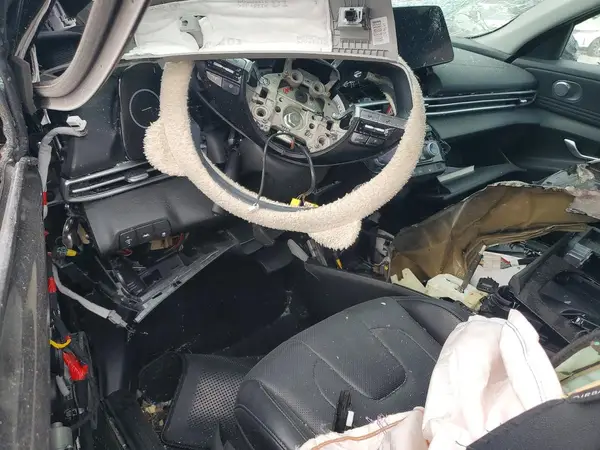 KMHLP4AG3PU498916 2023 HYUNDAI ELANTRA - Image 8