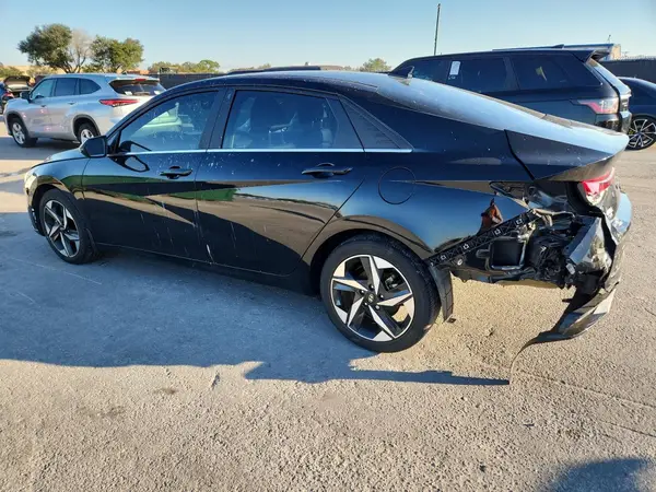 KMHLP4AG3PU534863 2023 HYUNDAI ELANTRA - Image 2