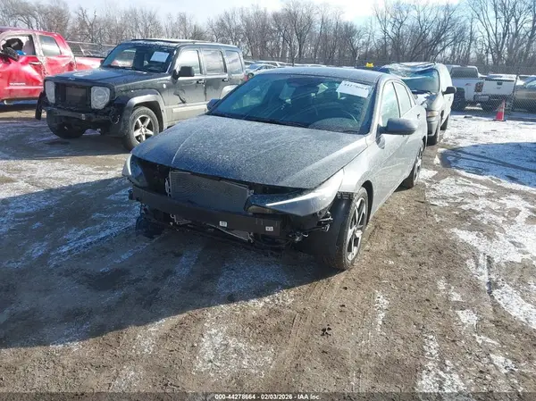 KMHLP4AG3PU575476 2023 HYUNDAI ELANTRA - Image 2