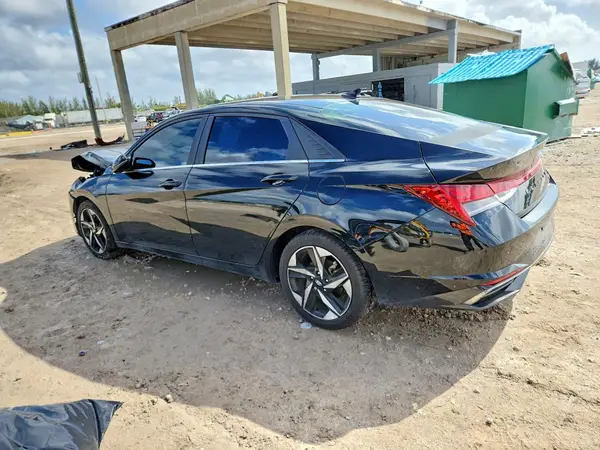 KMHLP4AG4MU109907 2021 HYUNDAI ELANTRA - Image 2