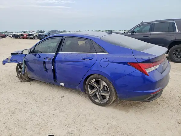 KMHLP4AG4MU170318 2021 HYUNDAI ELANTRA - Image 2