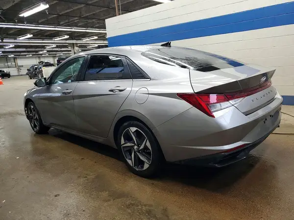 KMHLP4AG4MU171839 2021 HYUNDAI ELANTRA - Image 2