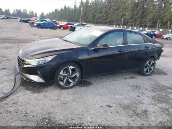 KMHLP4AG4NU301796 2022 HYUNDAI ELANTRA - Image 2