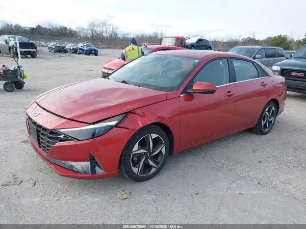 KMHLP4AG4NU336757 2022 HYUNDAI ELANTRA - Image 2