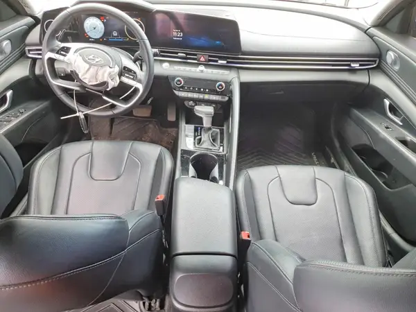 KMHLP4AG4PU371575 2023 HYUNDAI ELANTRA - Image 8