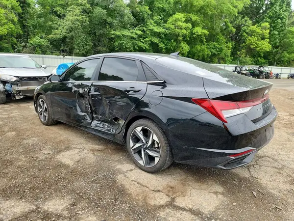 KMHLP4AG4PU381572 2023 HYUNDAI ELANTRA - Image 2