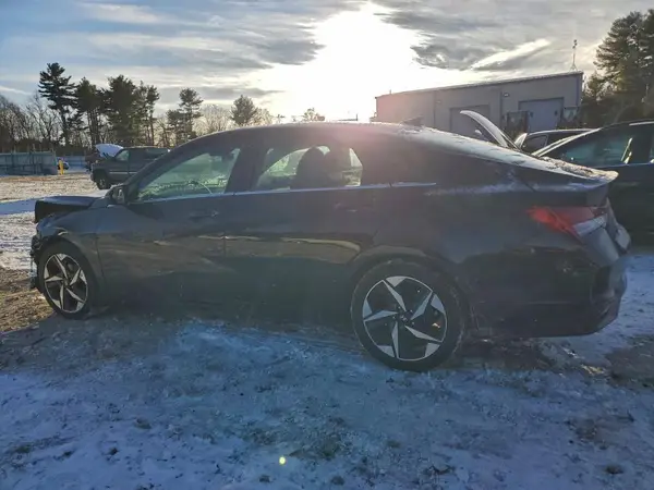 KMHLP4AG4PU383063 2023 HYUNDAI ELANTRA - Image 2