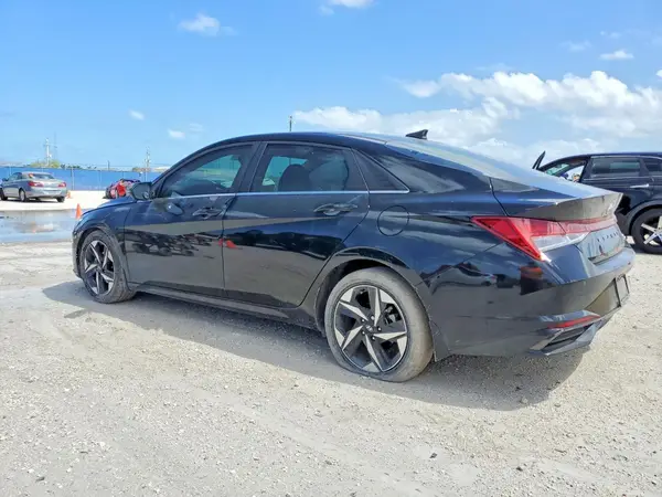 KMHLP4AG4PU425375 2023 HYUNDAI ELANTRA - Image 2
