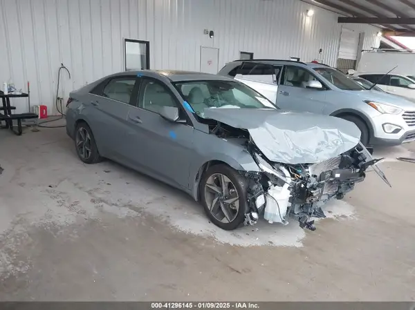 KMHLP4AG4PU427806 2023 HYUNDAI ELANTRA - Image 1