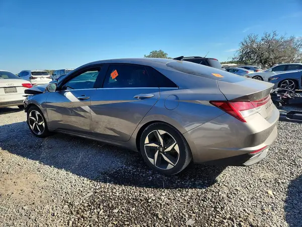 KMHLP4AG4PU456951 2023 HYUNDAI ELANTRA - Image 2