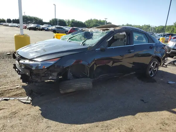 KMHLP4AG4PU462930 2023 HYUNDAI ELANTRA - Image 1