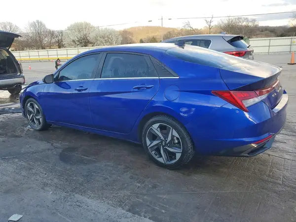 KMHLP4AG4PU478996 2023 HYUNDAI ELANTRA - Image 2