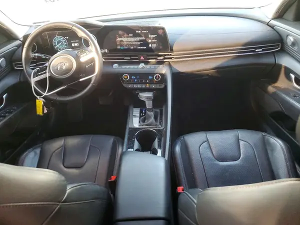 KMHLP4AG4PU478996 2023 HYUNDAI ELANTRA - Image 8