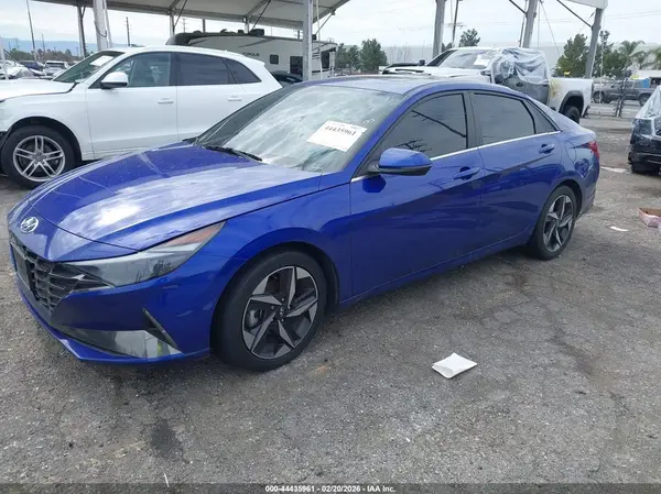 KMHLP4AG4PU518767 2023 HYUNDAI ELANTRA - Image 2