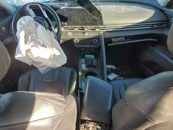 KMHLP4AG4PU533754 2023 HYUNDAI ELANTRA - Image 8