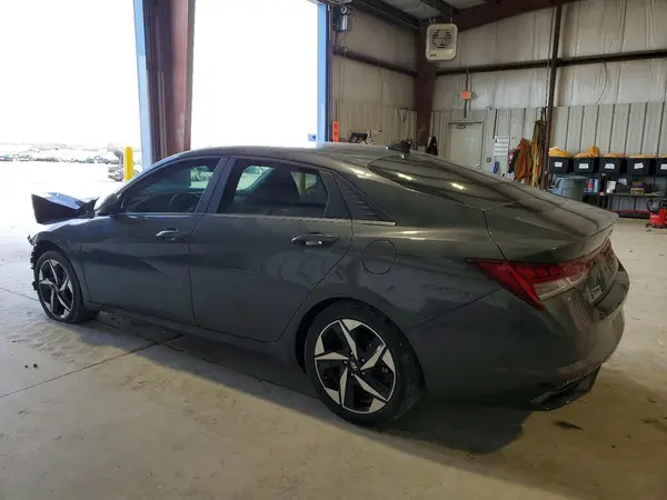 KMHLP4AG4PU561621 2023 HYUNDAI ELANTRA - Image 2