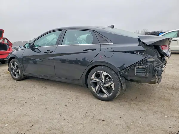 KMHLP4AG4PU564132 2023 HYUNDAI ELANTRA - Image 2