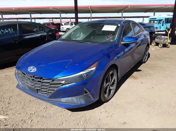 KMHLP4AG4PU589998 2023 HYUNDAI ELANTRA - Image 2