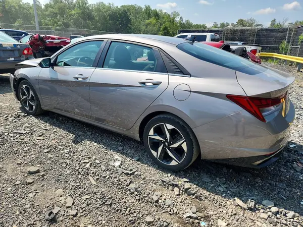 KMHLP4AG5MU112265 2021 HYUNDAI ELANTRA - Image 2