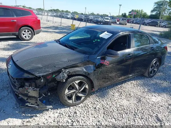 KMHLP4AG5MU152393 2021 HYUNDAI ELANTRA - Image 2