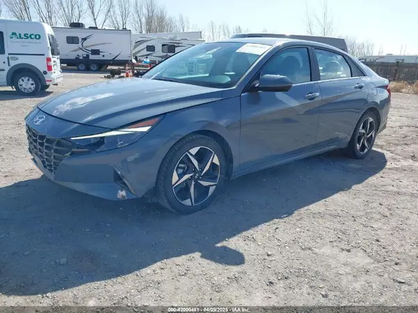 KMHLP4AG5PU453783 2023 HYUNDAI ELANTRA - Image 2