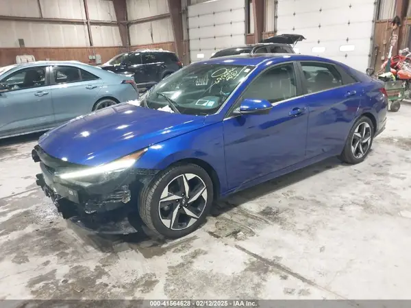KMHLP4AG5PU482474 2023 HYUNDAI ELANTRA - Image 2