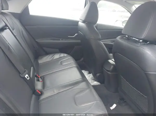 KMHLP4AG5PU560994 2023 HYUNDAI ELANTRA - Image 8
