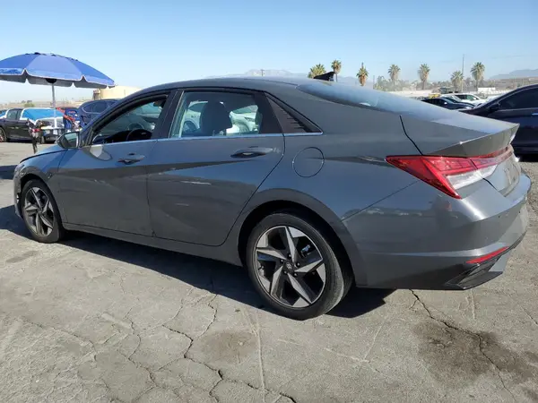KMHLP4AG5PU593087 2023 HYUNDAI ELANTRA - Image 2