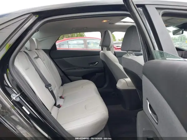 KMHLP4AG5PU607148 2023 HYUNDAI ELANTRA - Image 8