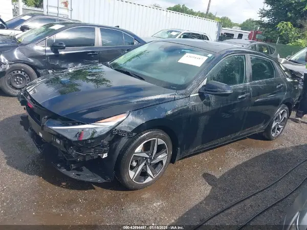 KMHLP4AG5PU607425 2023 HYUNDAI ELANTRA - Image 2