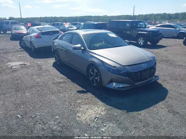 KMHLP4AG6MU138986 2021 HYUNDAI ELANTRA - Image 1