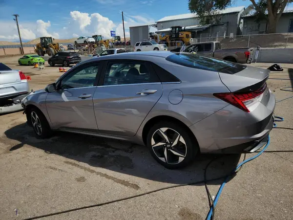 KMHLP4AG6MU171082 2021 HYUNDAI ELANTRA - Image 2