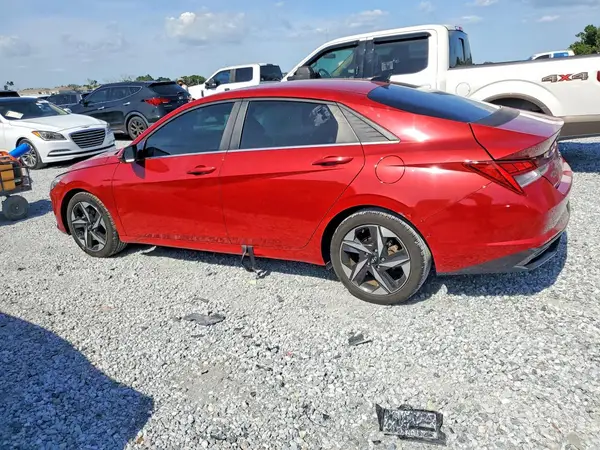 KMHLP4AG6NU237227 2022 HYUNDAI ELANTRA - Image 2