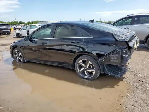 KMHLP4AG6PU381542 2023 HYUNDAI ELANTRA - Image 2