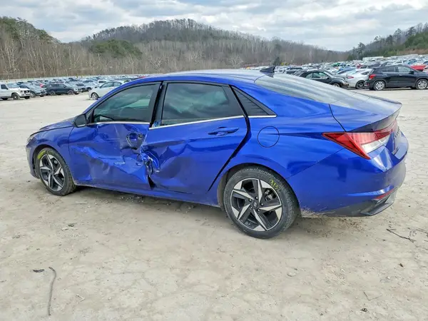 KMHLP4AG6PU384439 2023 HYUNDAI ELANTRA - Image 2