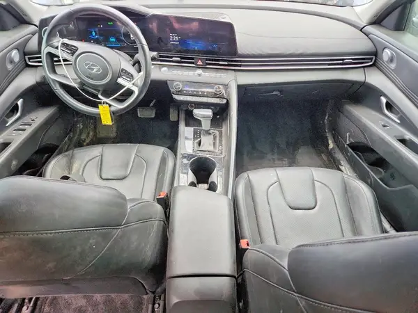 KMHLP4AG6PU384439 2023 HYUNDAI ELANTRA - Image 8